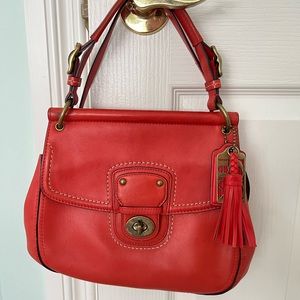Coach crossbody purse with detachable cross body strap